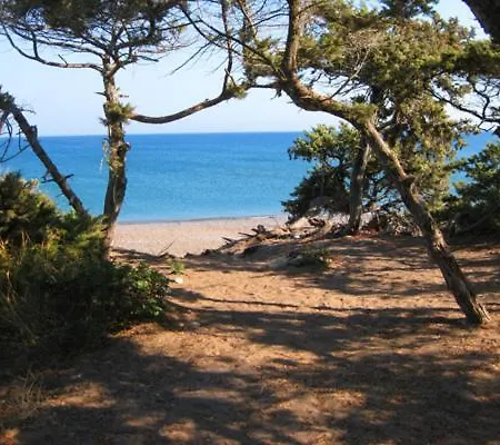 Clive And Bifi's House Casa de Férias Lacónia