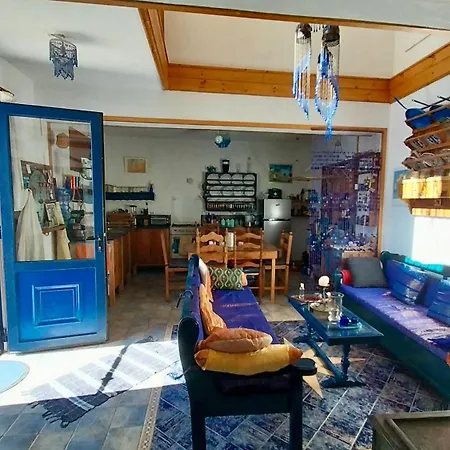 Clive And Bifi's House Semesterbostad *