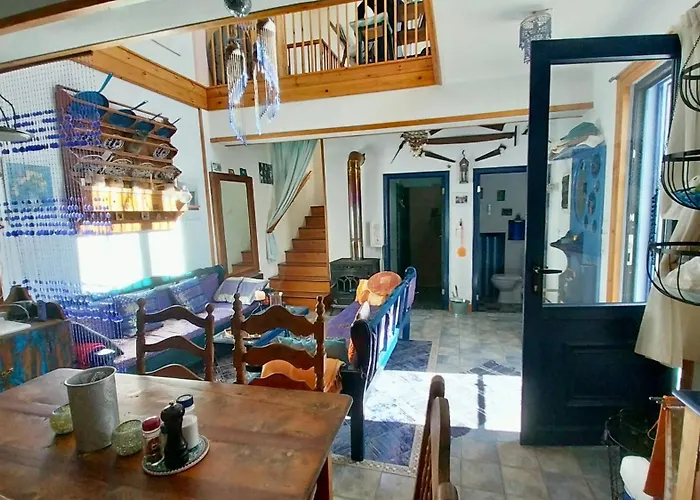 Clive And Bifi's House בית נופש *
